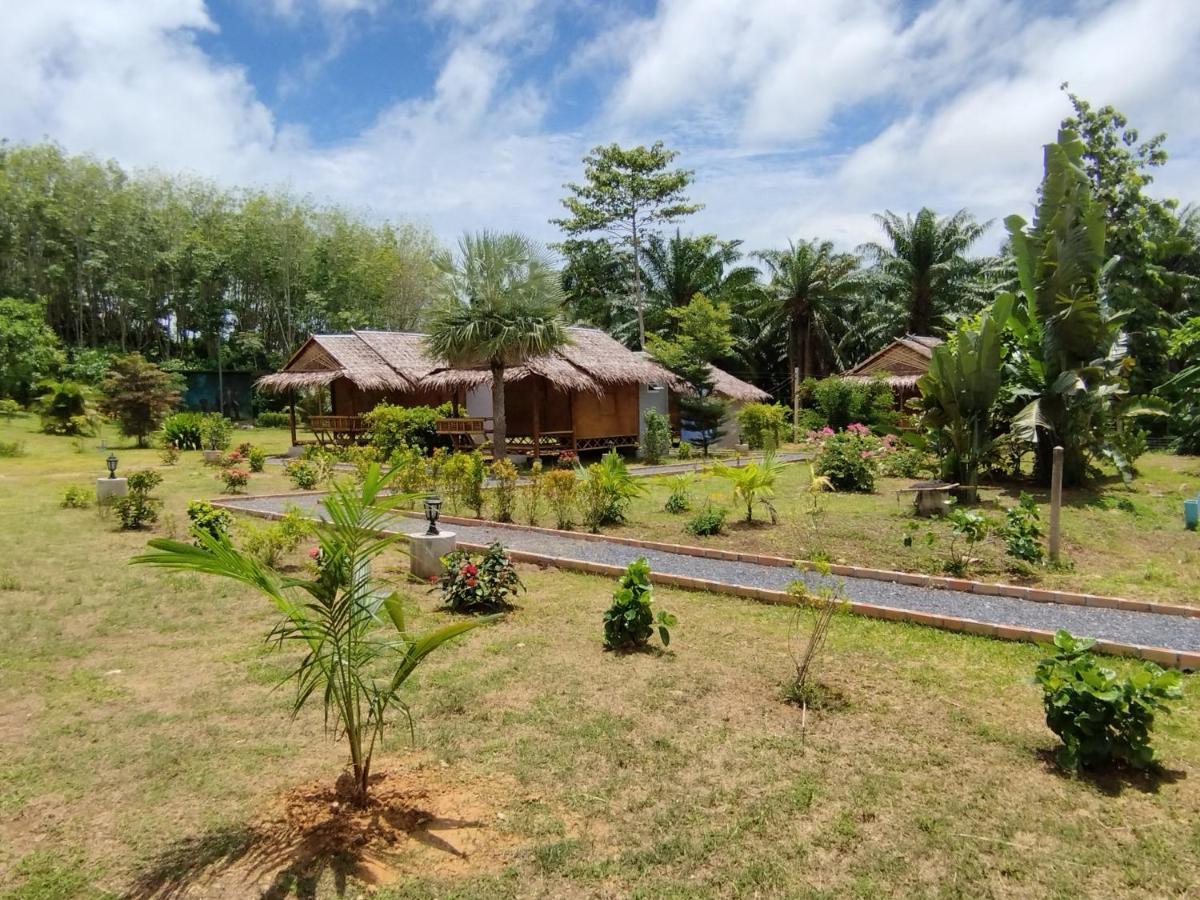 Palm Garden Chalet