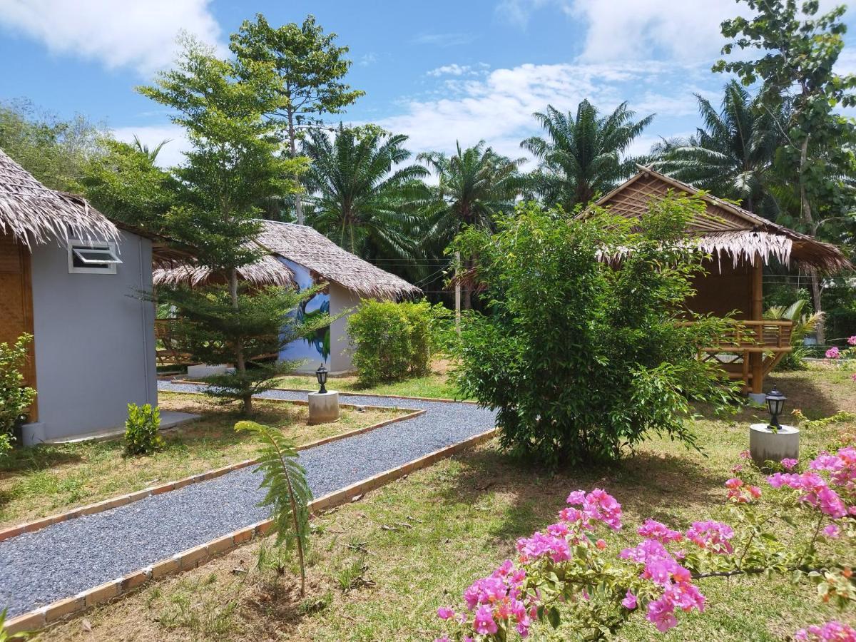 Шале Palm Garden *